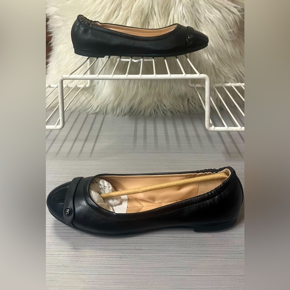 Coach flats - Picture 1 of 7